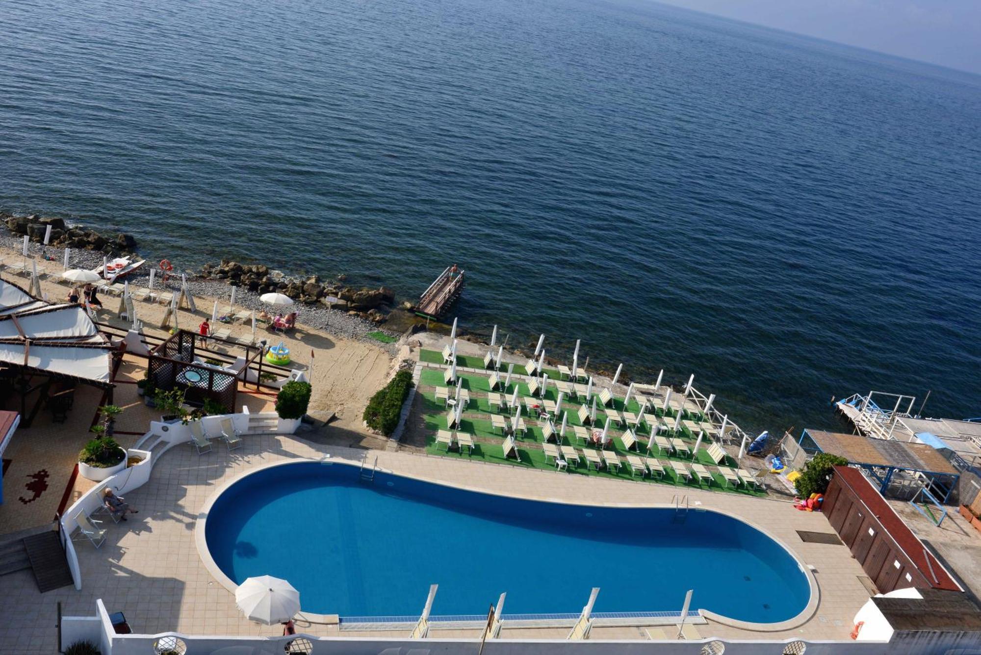 Hotel Cavalluccio Marino 산타마리넬라 외부 사진